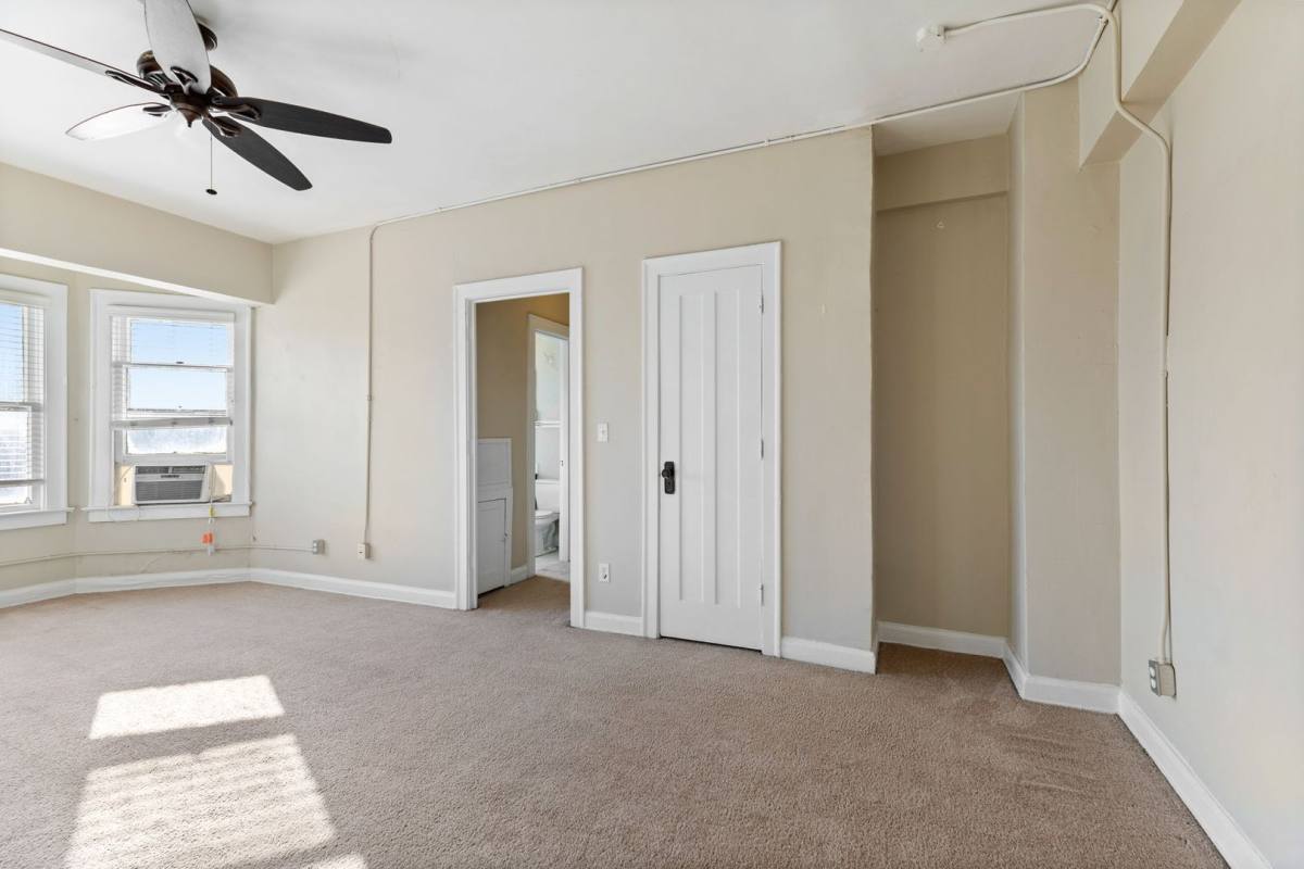 Apartment for rent at 111 E 16th St, Indianapolis, IN 46202