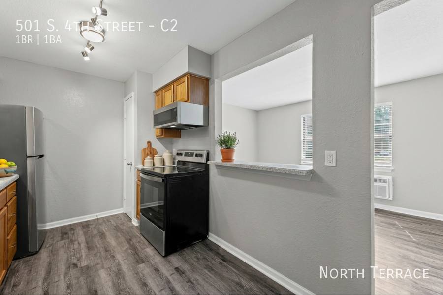 Apartment for rent at 501 S 4th St, Kansas City, KS 66111