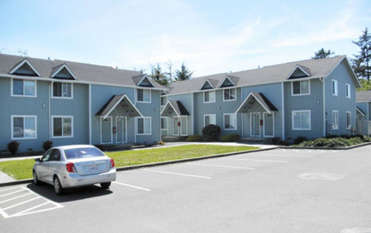 Apartment for rent at 1879 Sandpiper Lane, McKinleyville, CA 95519