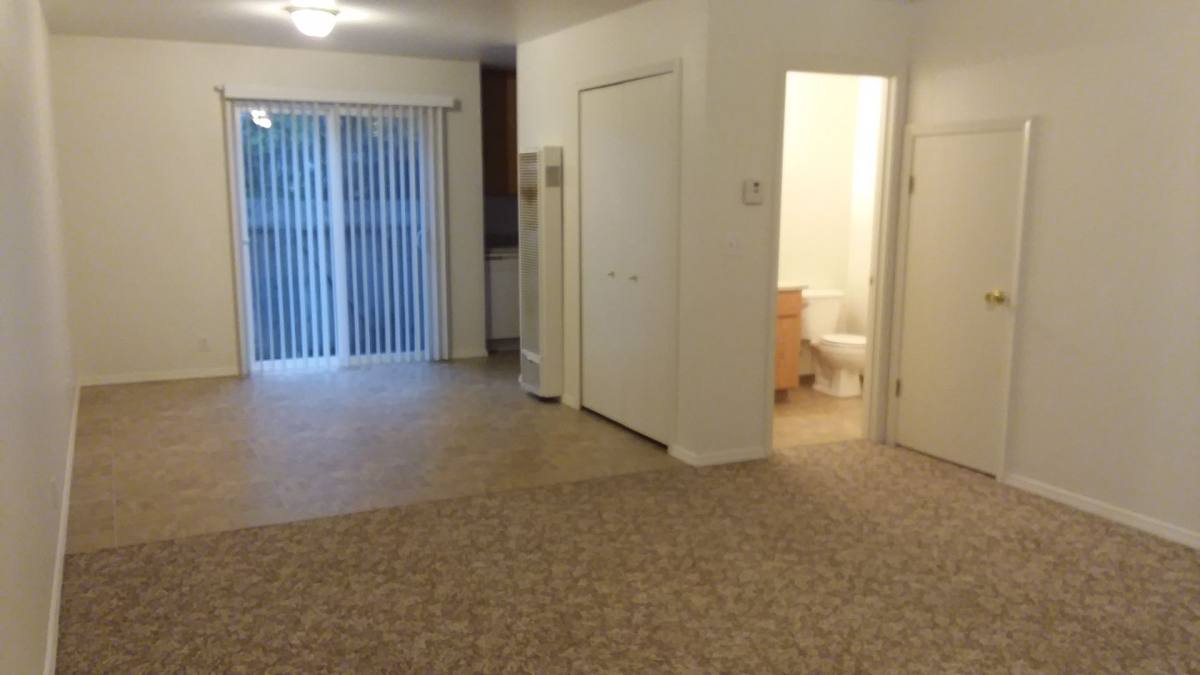 Apartment for rent at 1879 Sandpiper Lane, McKinleyville, CA 95519