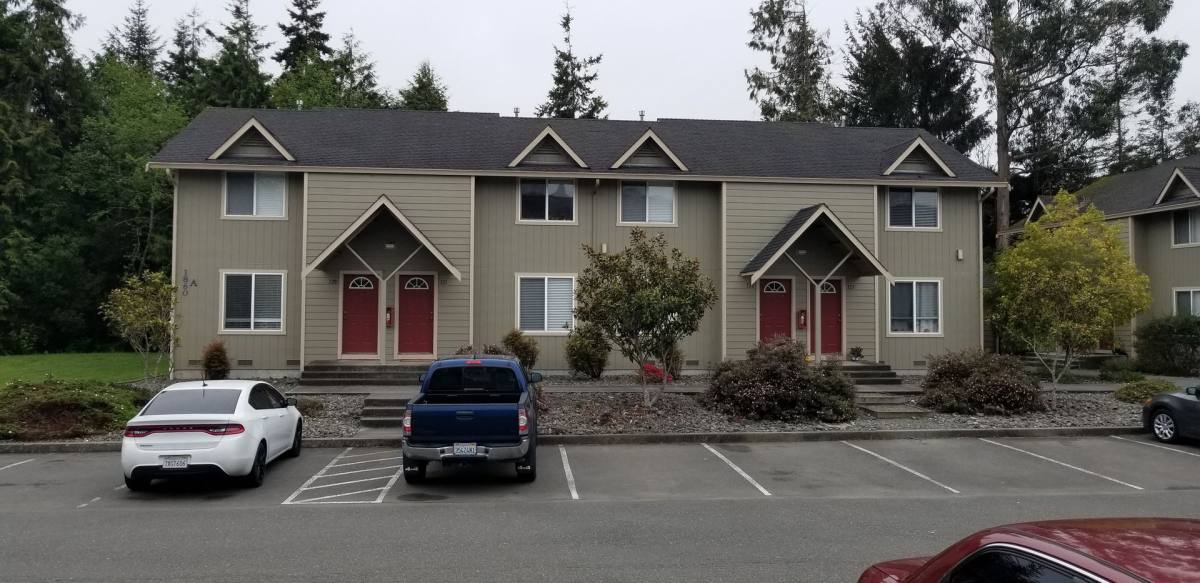 Apartment for rent at 1879 Sandpiper Lane, McKinleyville, CA 95519
