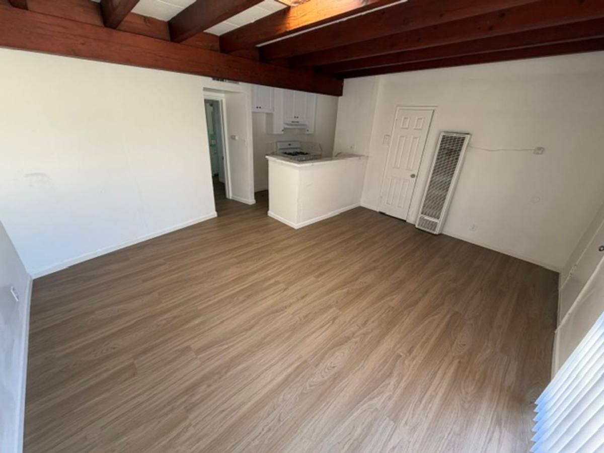 Apartment for rent at 601-611 Eye St, Bakersfield, CA 93304