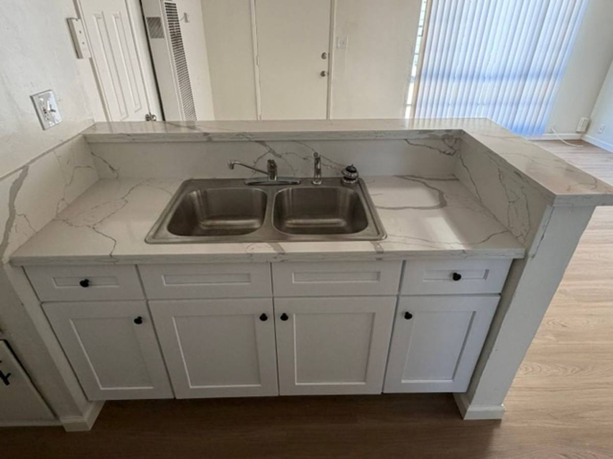 Apartment for rent at 601-611 Eye St, Bakersfield, CA 93304