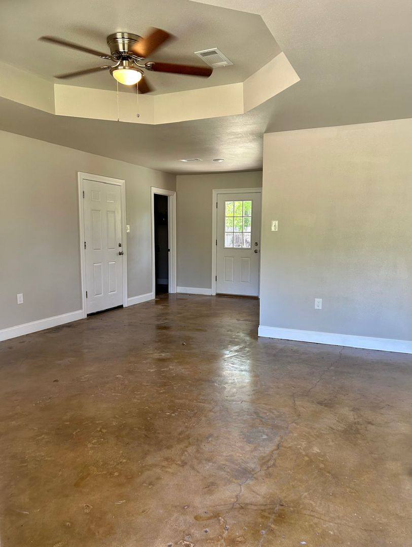 House for rent at 1305 Natchez St, Hammond, LA 70403