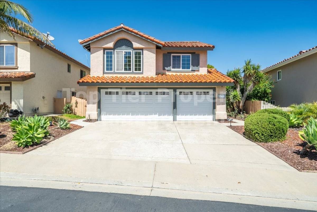 House for rent at 1568 Mallorca Dr, Vista, CA 92081
