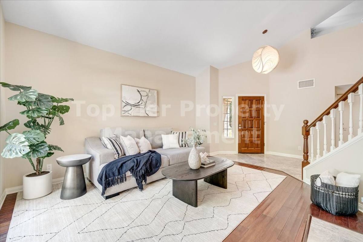 House for rent at 1568 Mallorca Dr, Vista, CA 92081