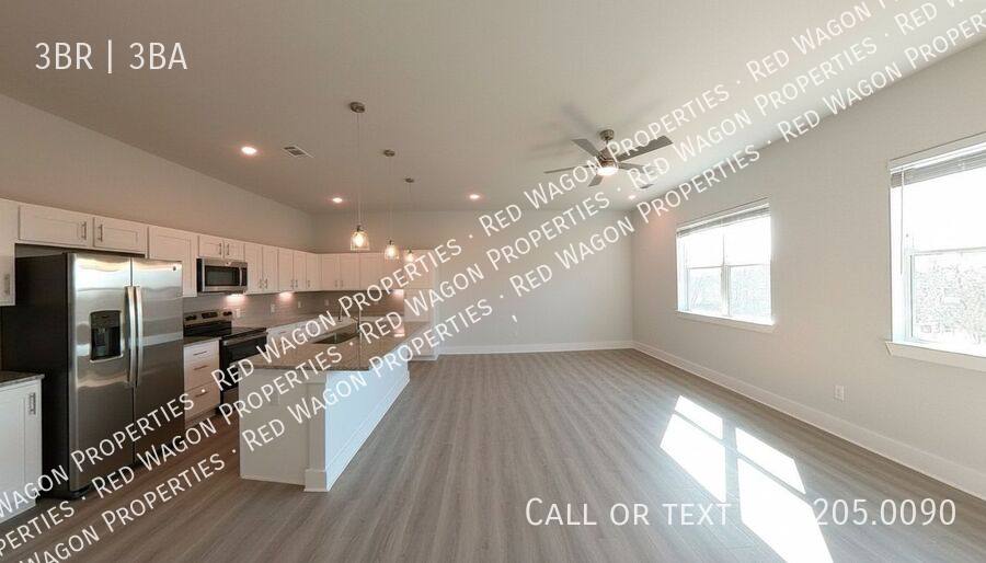 Apartment for rent at 330 E Carson St, San Antonio, TX 78208