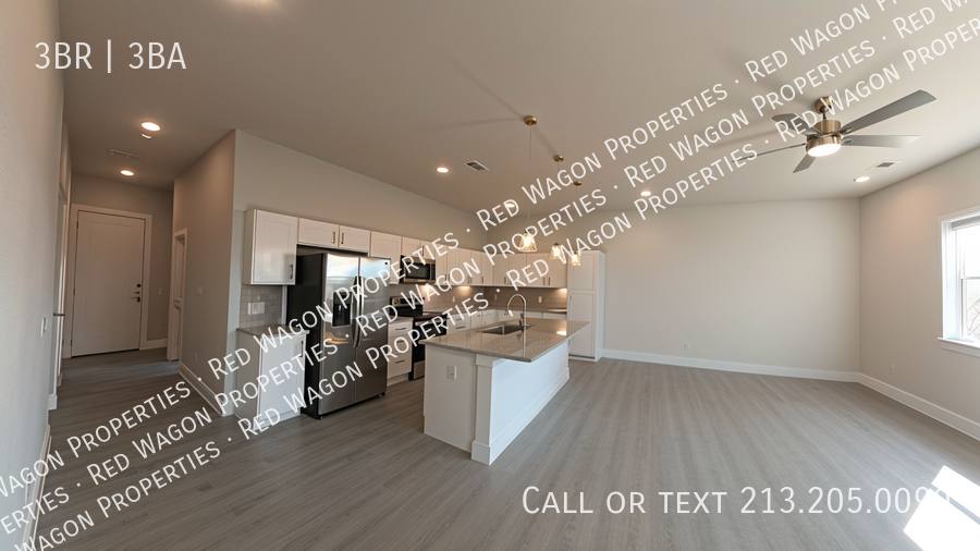 Apartment for rent at 330 E Carson St, San Antonio, TX 78208