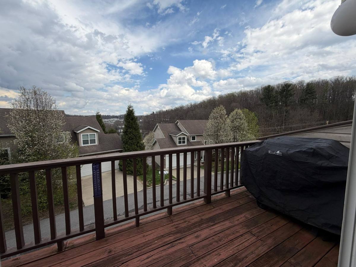 Townhouse for rent at 217 Newberry Lane, Morgantown, WV 26505