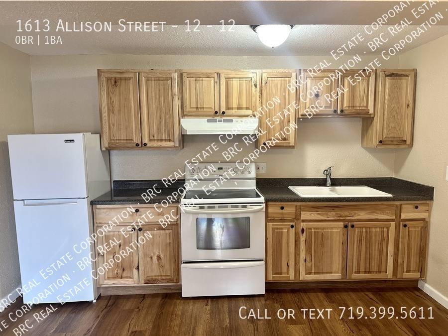 Apartment for rent at 1613 Allison St, Denver, CO 80214