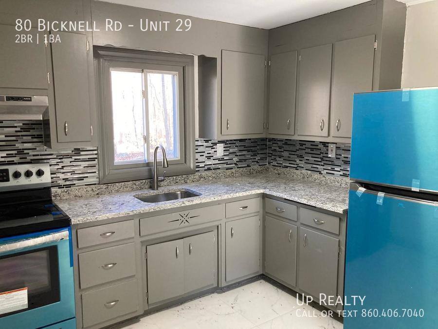 Apartment for rent at 80 Bicknell Rd, Ashford, CT 06278