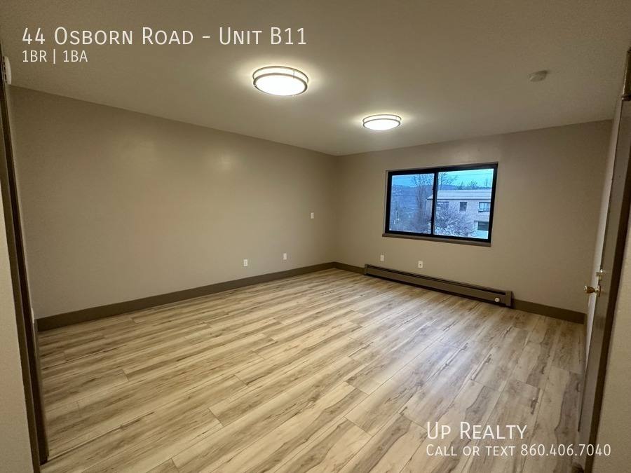 Apartment for rent at 44 Osborn Rd, Naugatuck, CT 06770