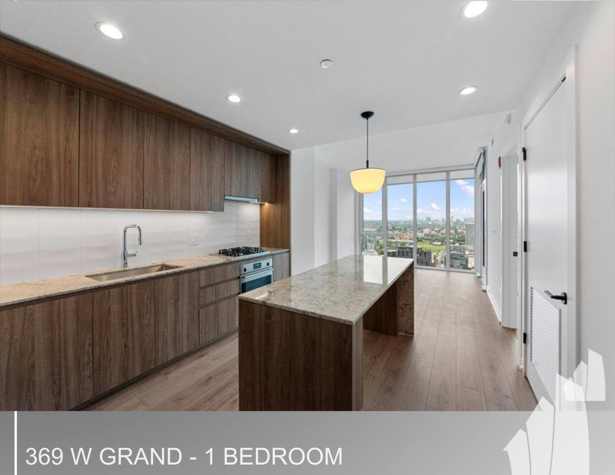 Apartment for rent at 369 W Grand Ave, Chicago, IL 60654