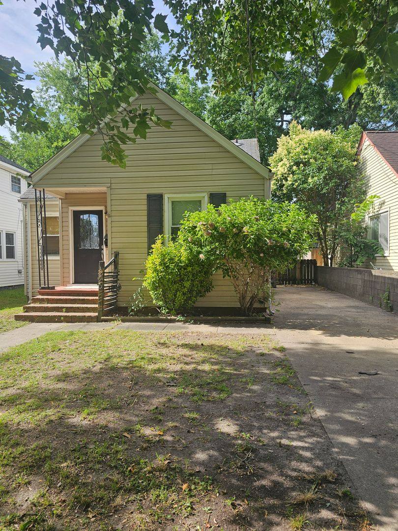 House for rent at 225 Beechwood Ave, Norfolk, VA 23505
