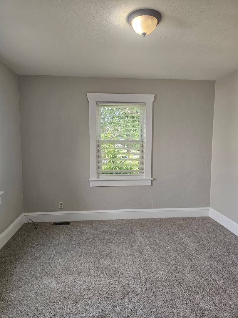 House for rent at 225 Beechwood Ave, Norfolk, VA 23505