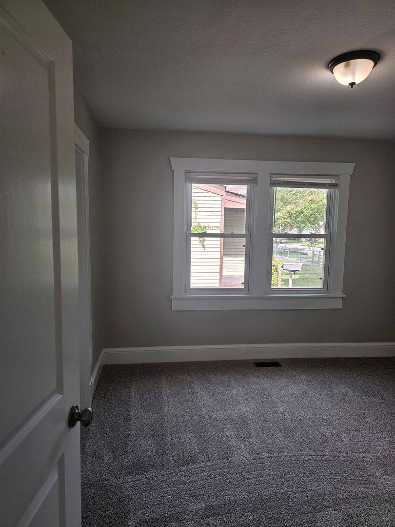 House for rent at 225 Beechwood Ave, Norfolk, VA 23505