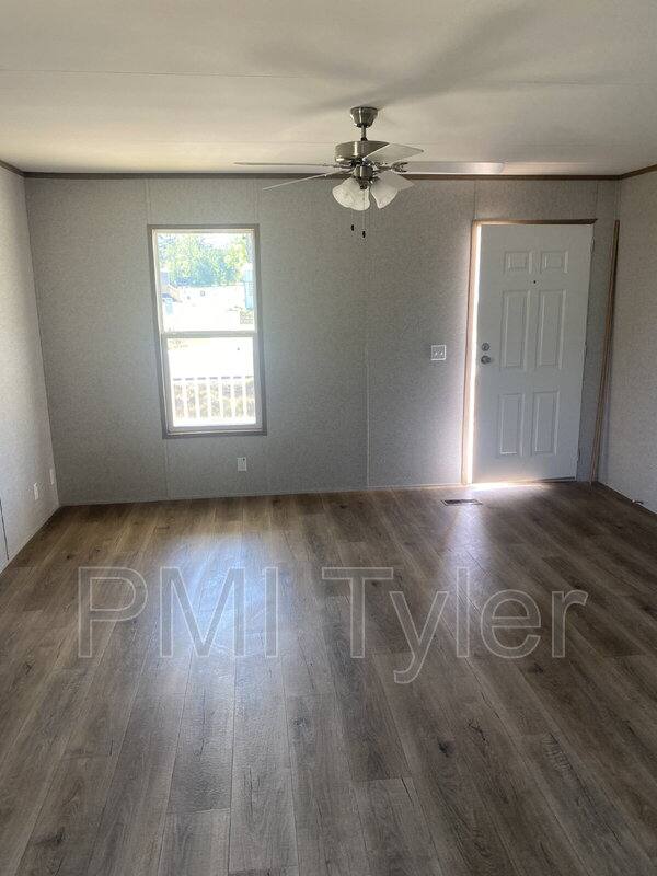 House for rent at 123 Dogwood Dr, Kilgore, TX 75662