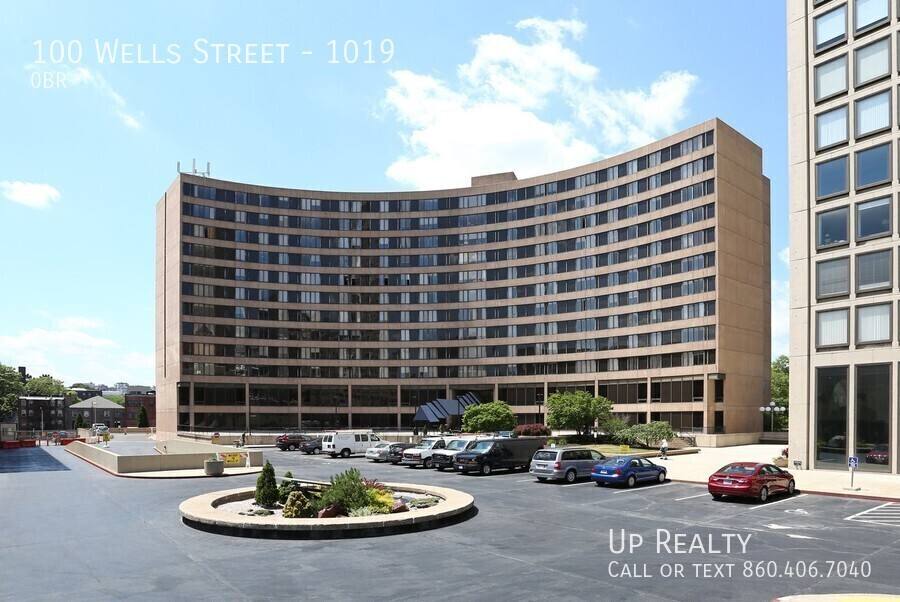 Apartment for rent at 100 Wells St, Hartford, CT 06103
