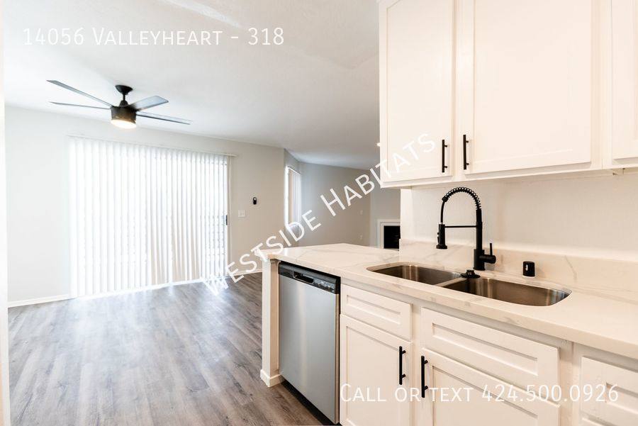 Townhouse for rent at 14056 Valleyheart, Sherman Oaks, CA 91423