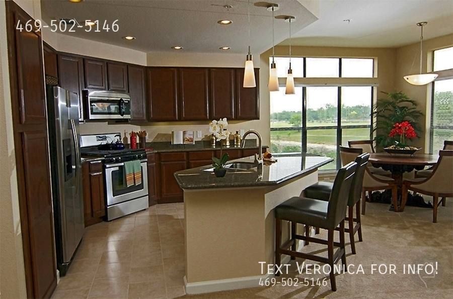 Apartment for rent at 105 N Austin Ave, Georgetown, TX 78626