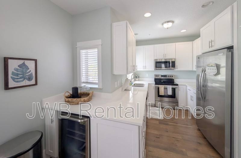 Condo for rent at 361 Ahern St, Atlantic Beach, FL 32233