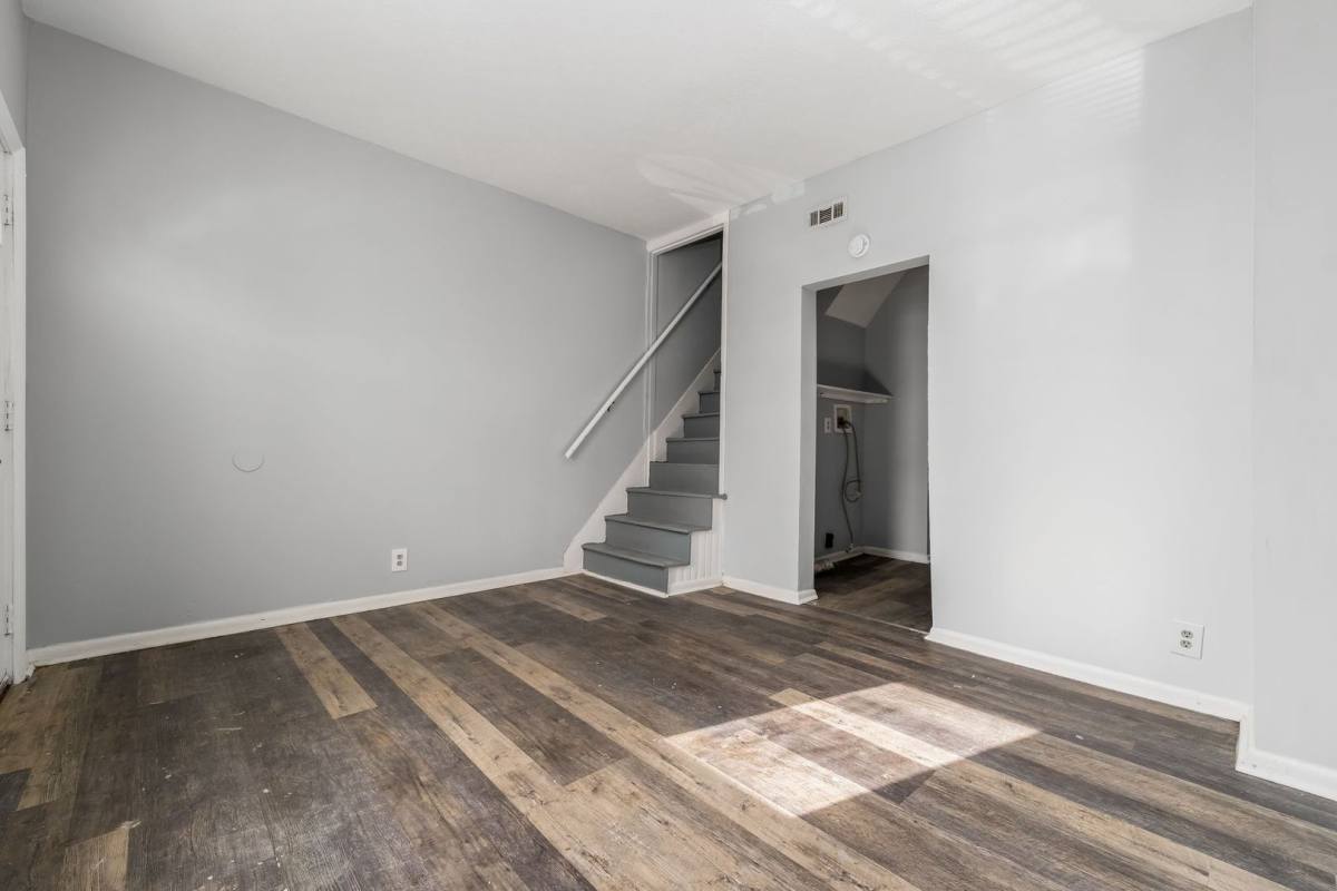 Apartment for rent at 801-817 W 5th Ave #815, Lancaster, OH 43130