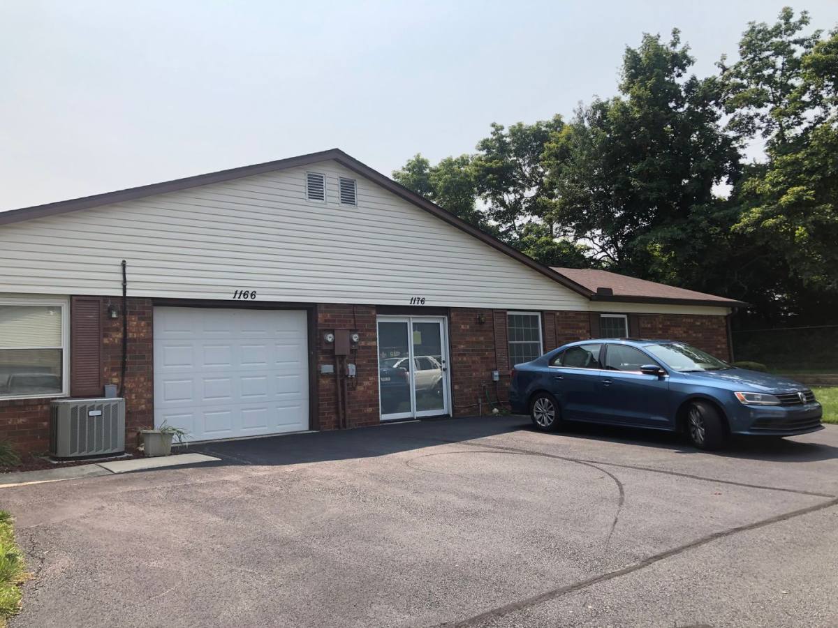 House for rent at 1176 E Commons Dr, Bloomington, IN 47401