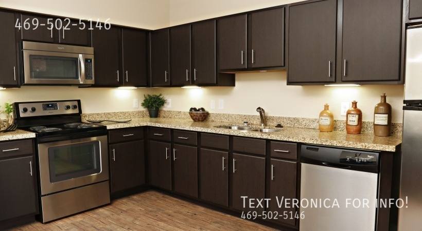 Apartment for rent at 501 E Oltorf St, Austin, TX 78704