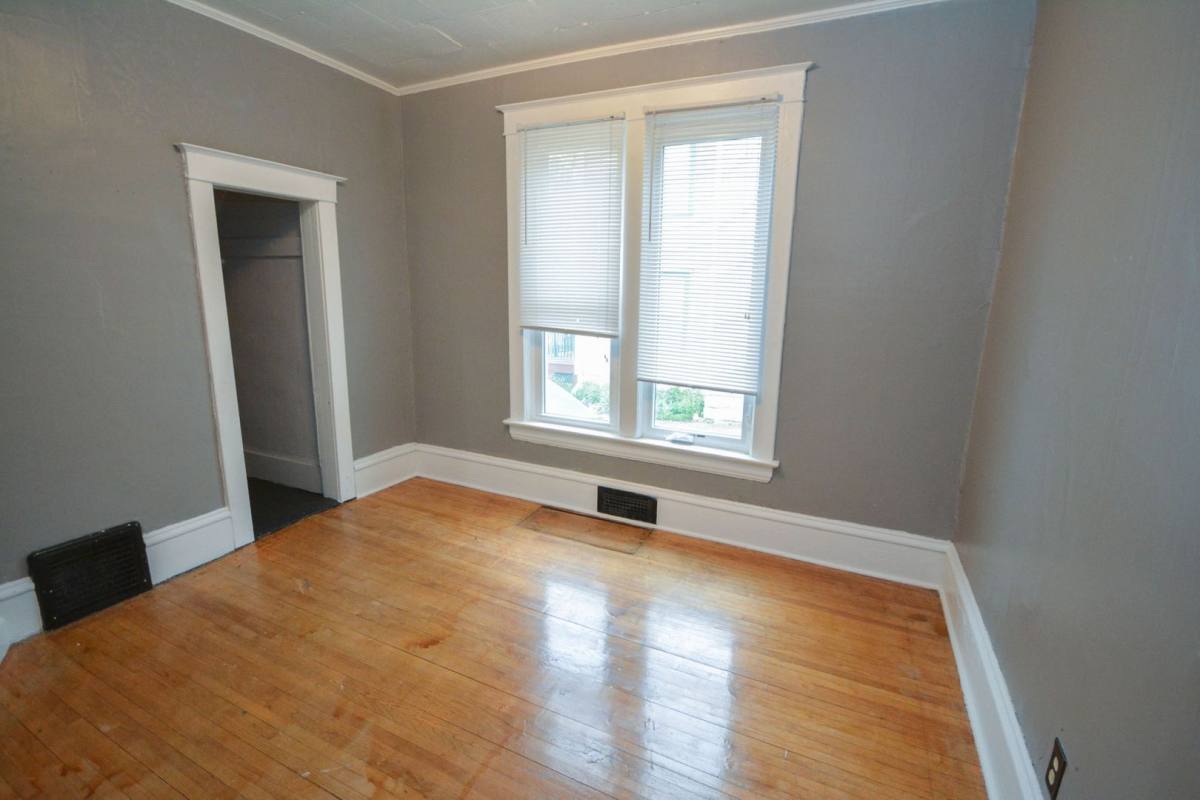 Apartment for rent at 107 3rd Ave SW, Austin, MN 55912