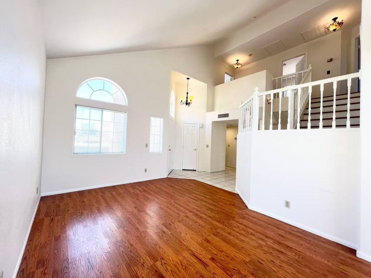 House for rent at 7525 Meadowoak Lane, Las Vegas, NV 89147