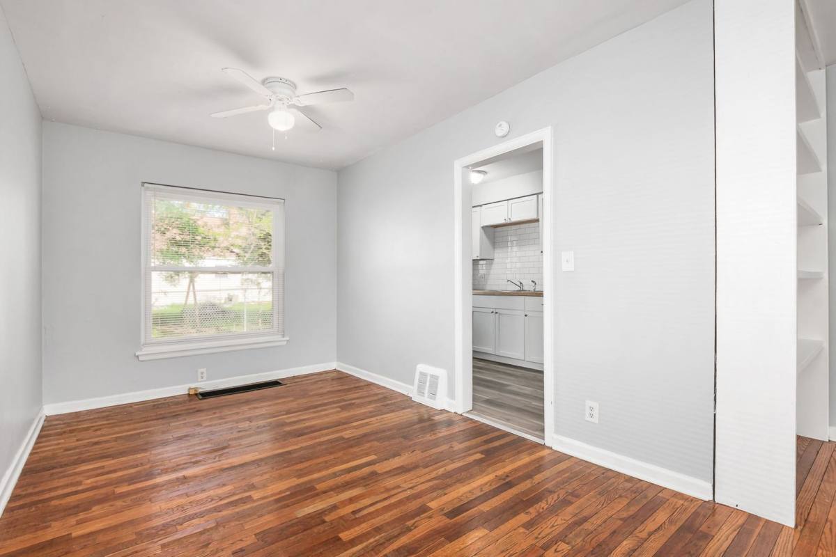 Apartment for rent at 3386-3388 Kimberly Ave, Columbus, OH 43224