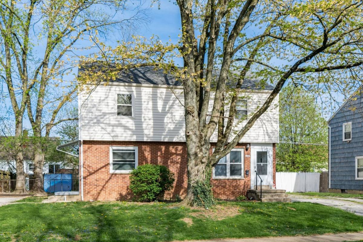 Apartment for rent at 3386-3388 Kimberly Ave, Columbus, OH 43224
