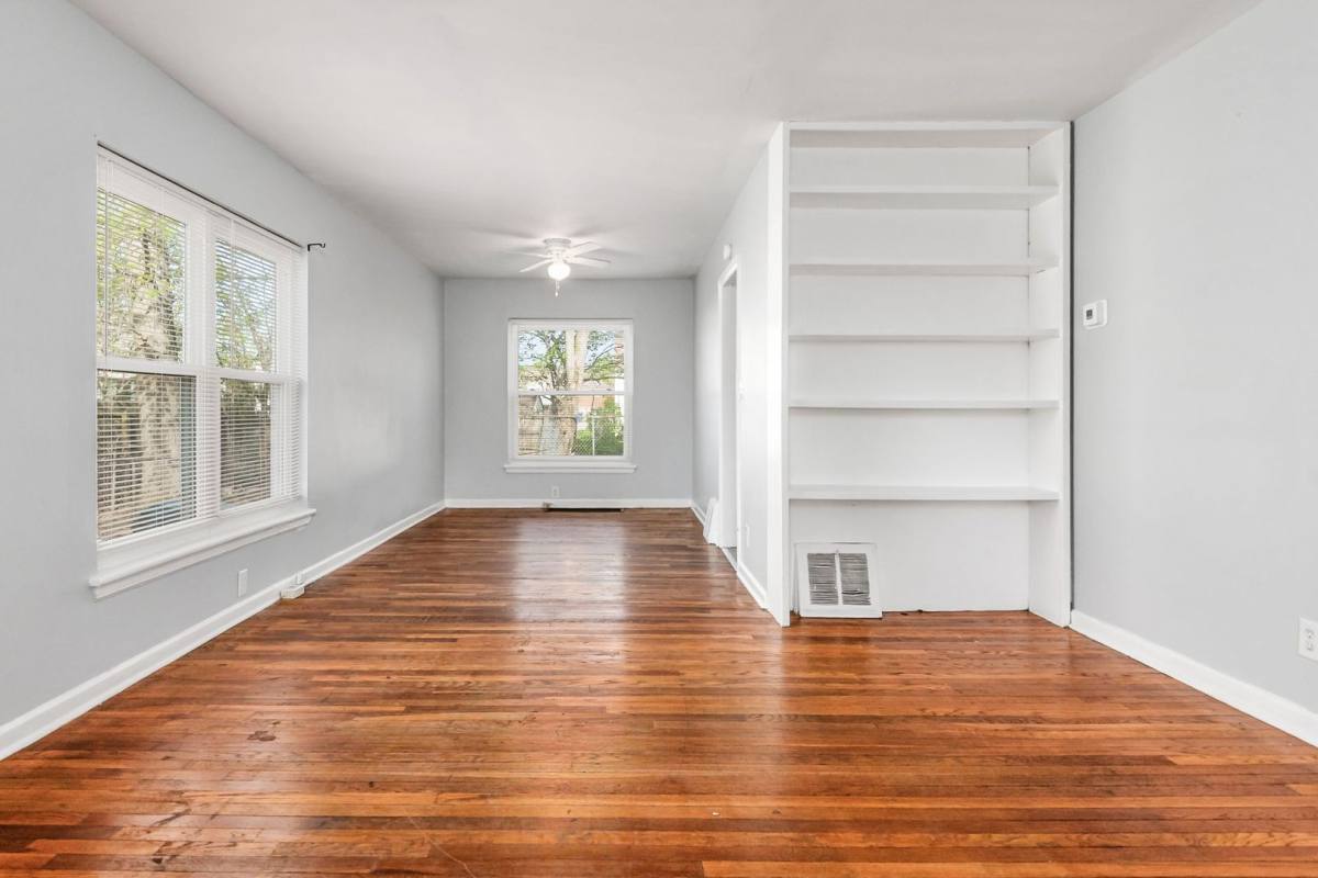 Apartment for rent at 3386-3388 Kimberly Ave, Columbus, OH 43224
