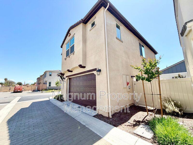 House for rent at 29561 Monarch Rd, Menifee, CA 92586