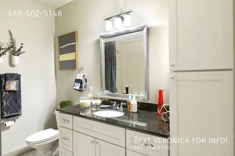 Apartment for rent at 1611 W 5th St, Austin, TX 78703