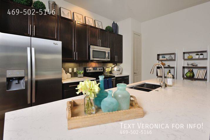 Apartment for rent at 422 W Riverside Dr, Austin, TX 78704