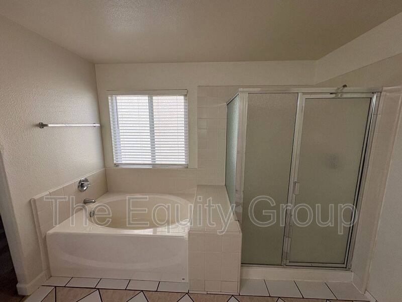 House for rent at 722 W James Ave, Visalia, CA 93277