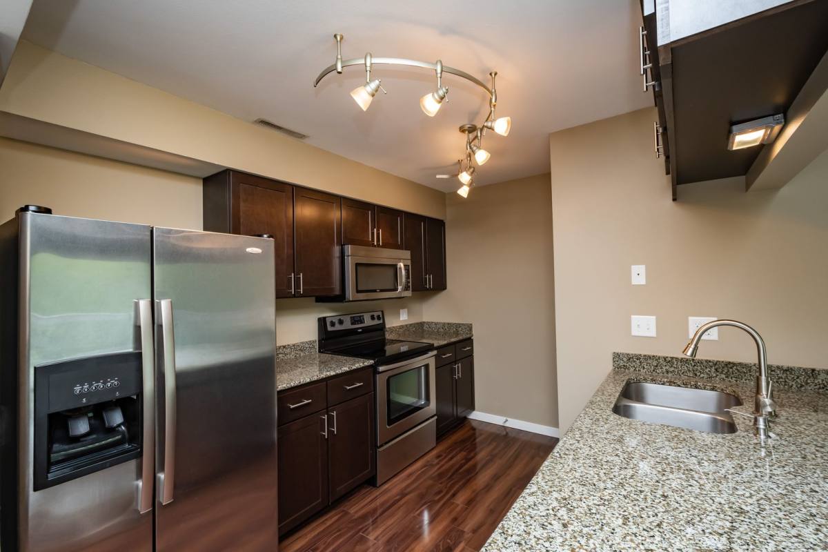 Apartment for rent at 1000 Oakcrest St Units 207 #312, Iowa City, IA 52246