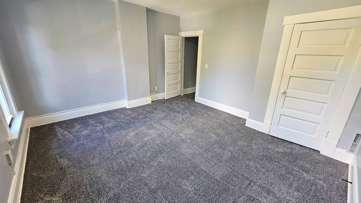 Apartment for rent at 258-260 S Souder Ave, Columbus, OH 43222