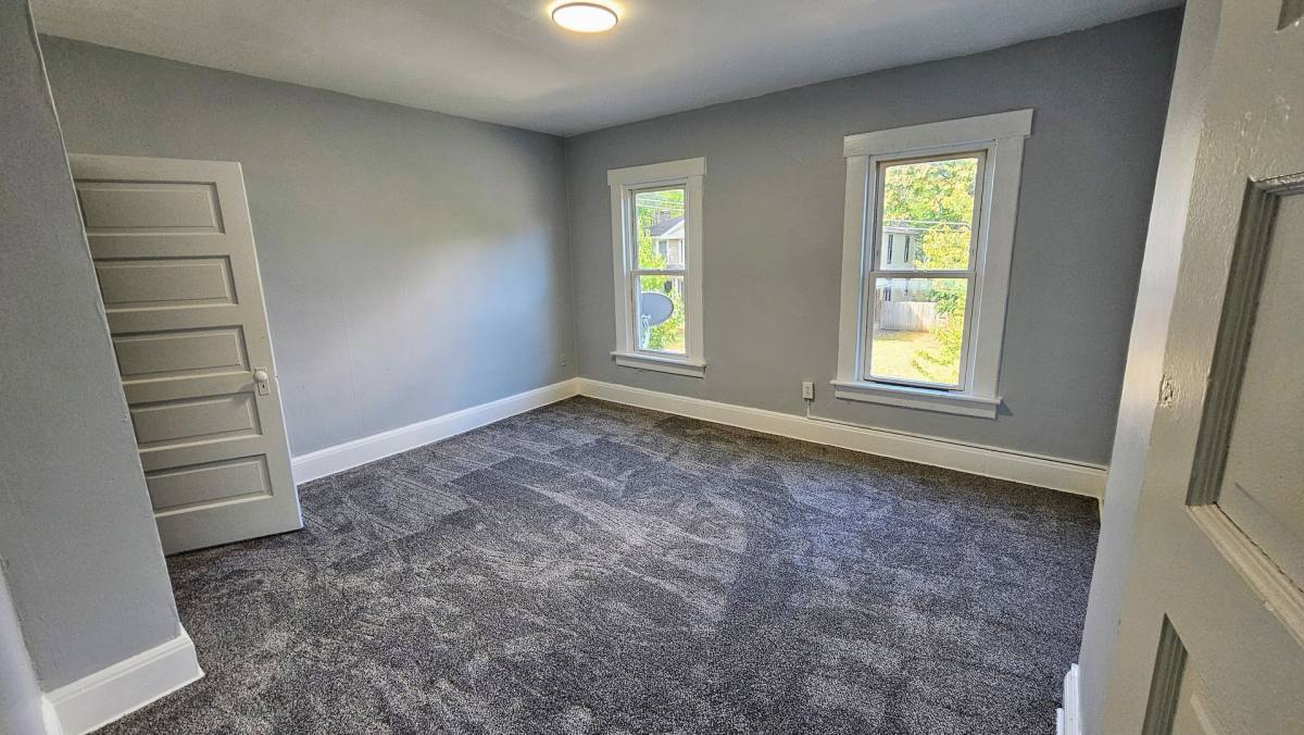 Apartment for rent at 258-260 S Souder Ave, Columbus, OH 43222