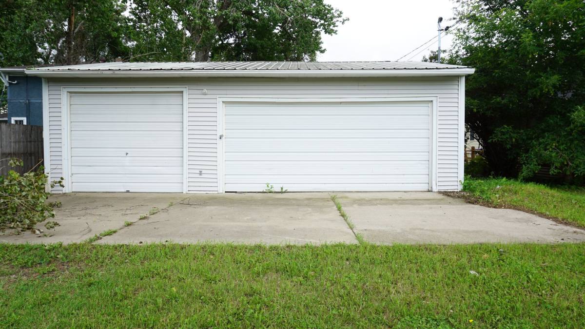 House for rent at 217 7th Ave NE, Minot, ND 58703