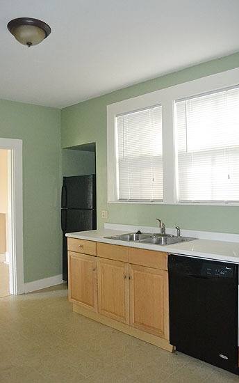 Apartment for rent at 20 N Park St, Bangor, ME 04401