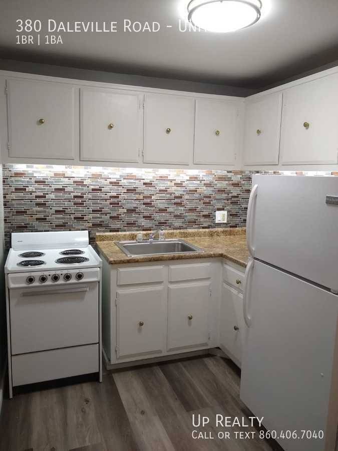 Apartment for rent at 380 Daleville Rd, Willington, CT 06279