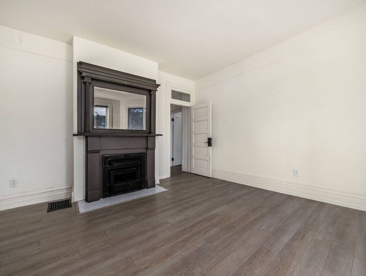 Apartment for rent at 201-205 W 1st Ave, Columbus, OH 43201