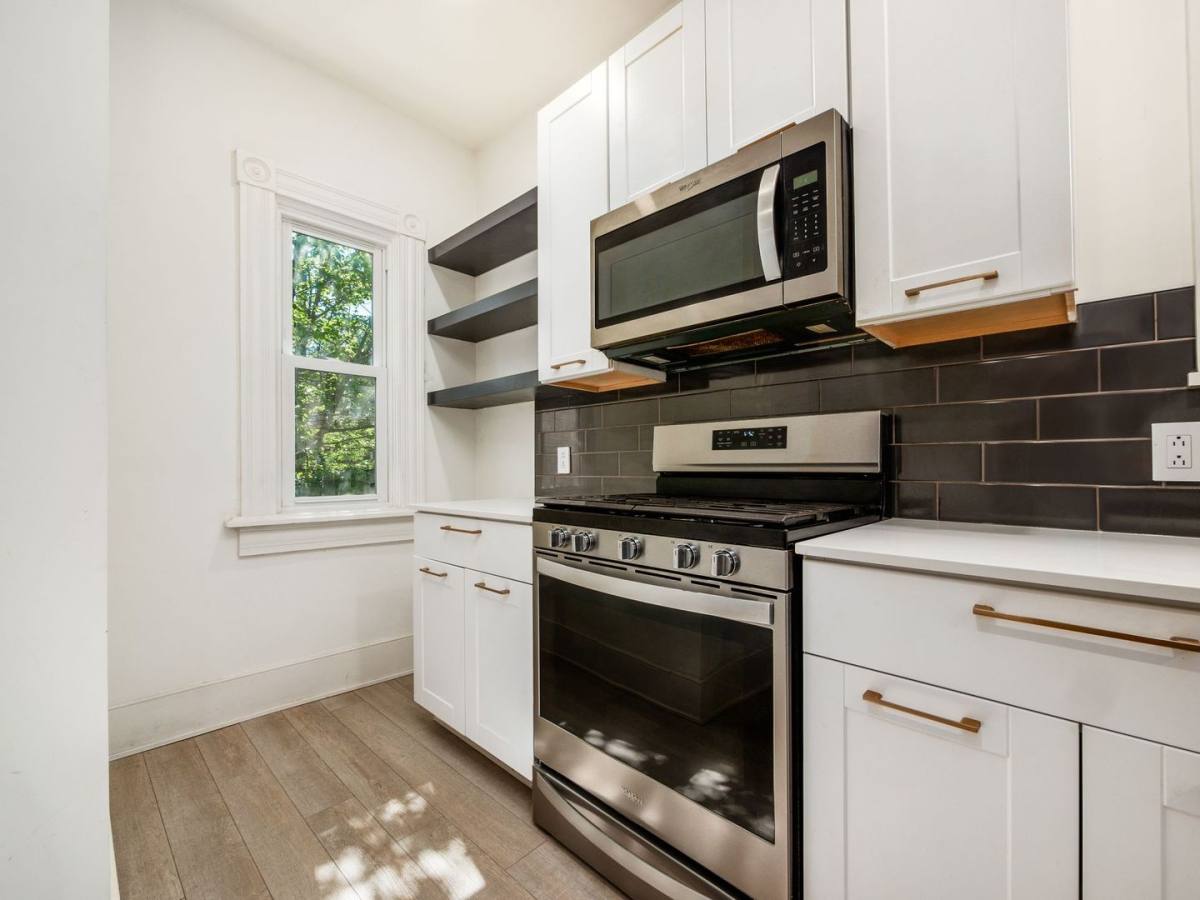 Apartment for rent at 201-205 W 1st Ave, Columbus, OH 43201