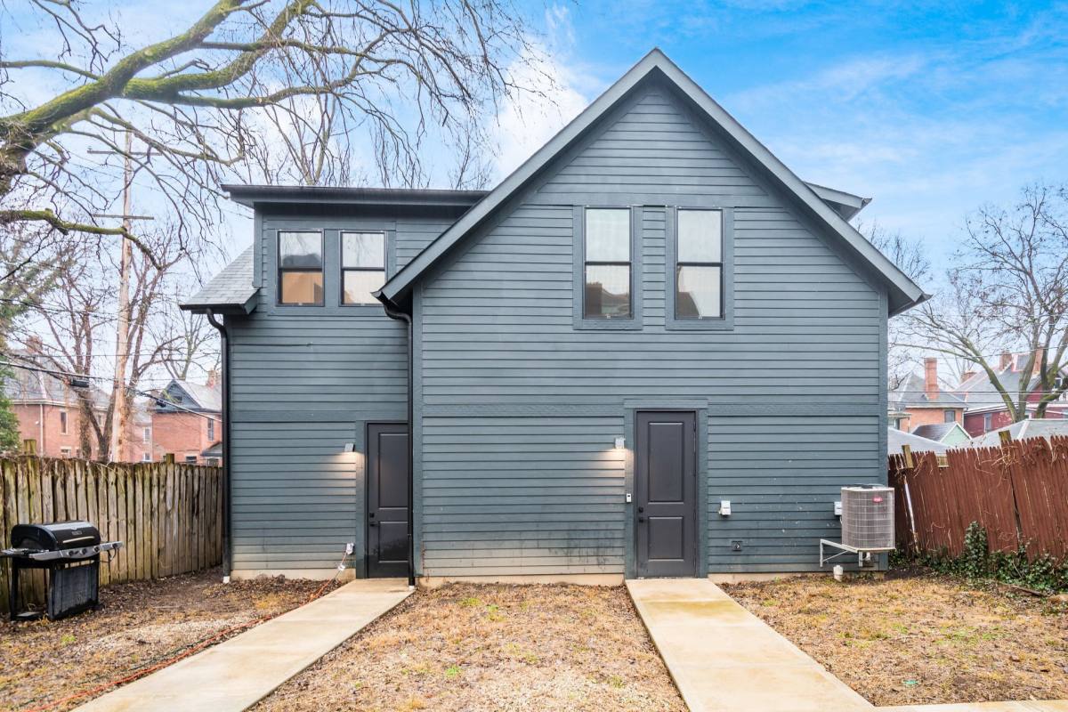 Apartment for rent at 201-205 W 1st Ave, Columbus, OH 43201