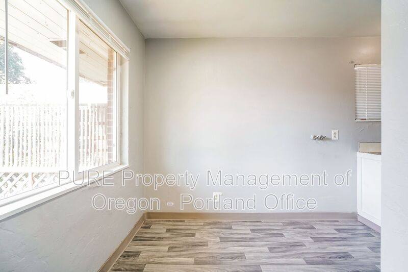 Apartment for rent at 1049 SE Walnut St #7, Hillsboro, OR 97123
