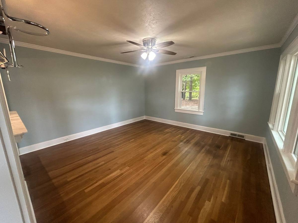 House for rent at 2048 Quiet Lane, Hickory, NC 28602