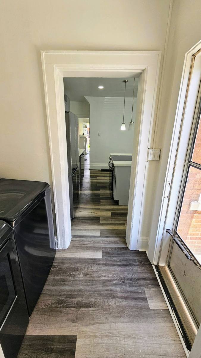 Townhouse for rent at 1421 Gault St, Columbus, OH 43205