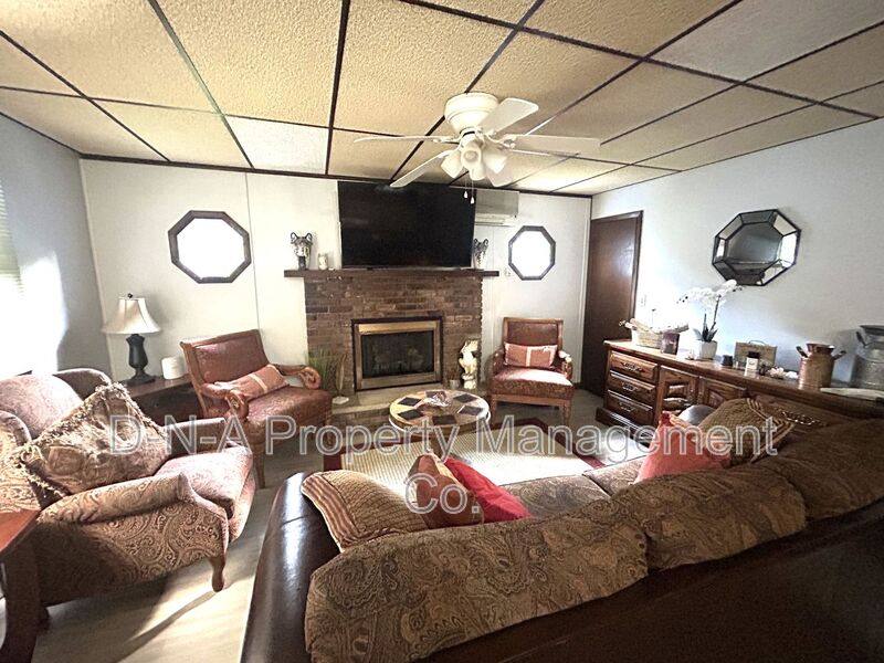 Apartment for rent at 1228 Allegheny Dr #2, Blakeslee, PA 18610